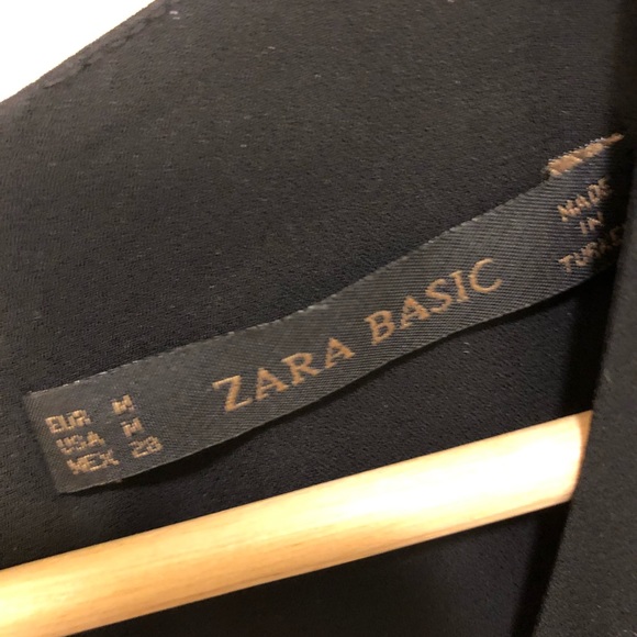 Zara tiered sleeveless top - Picture 3 of 3